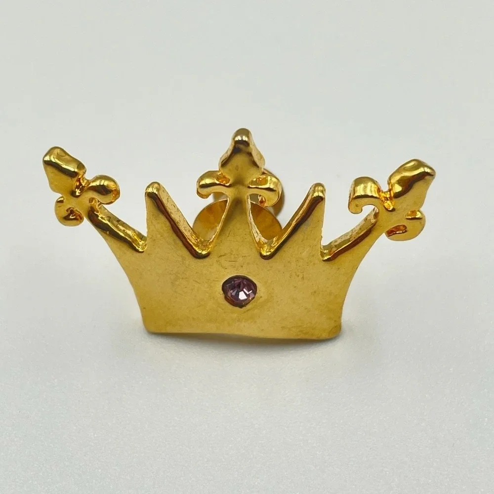 Vintage Modern Gold Tone Crown Lapel Pin Brooch Single Purple Stone‎ Statement